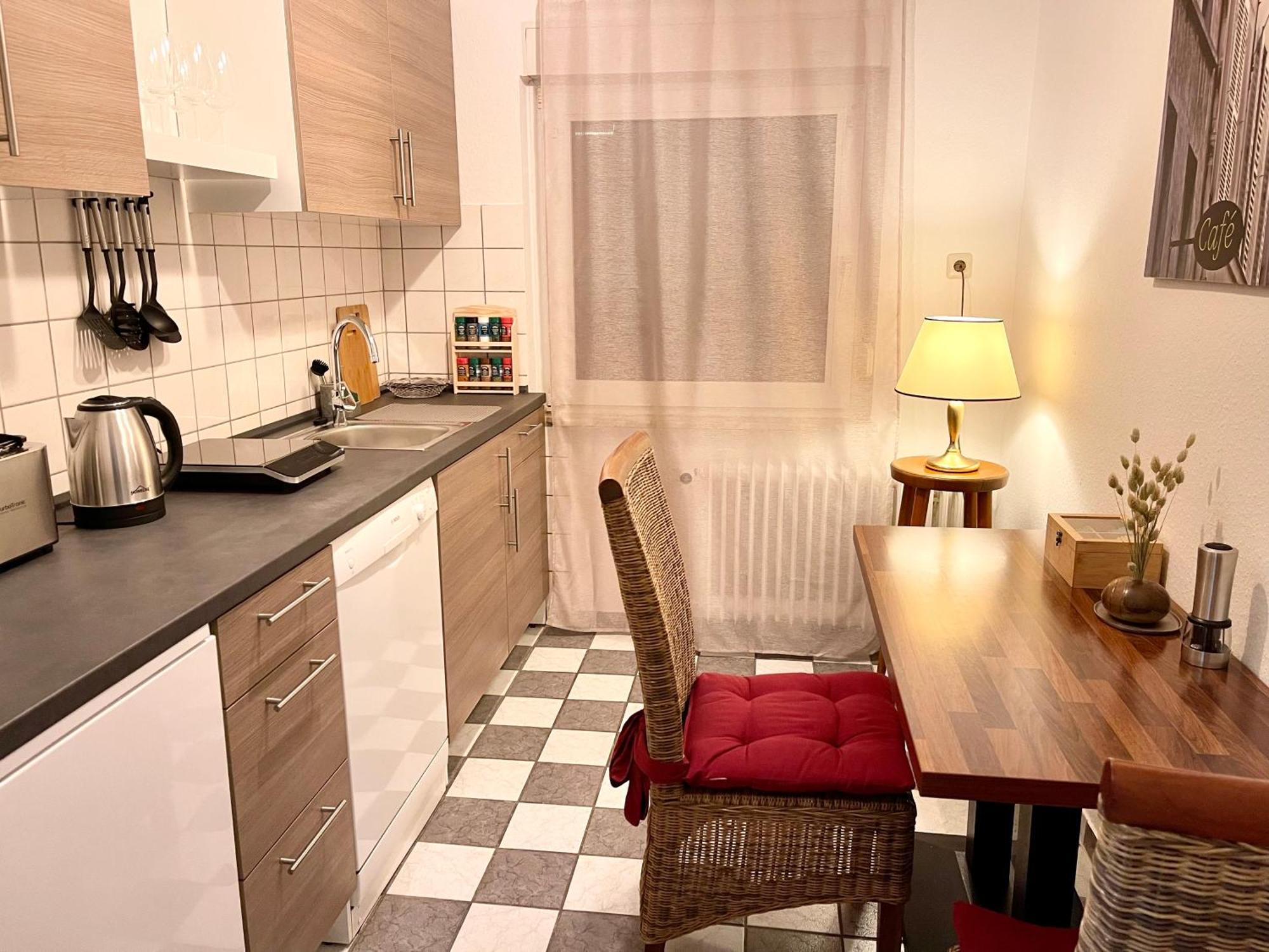 Tunnel Apartment - Nordbahntrasse, Kontaktloser Self-Check-In, Netflix Wuppertal Exterior foto